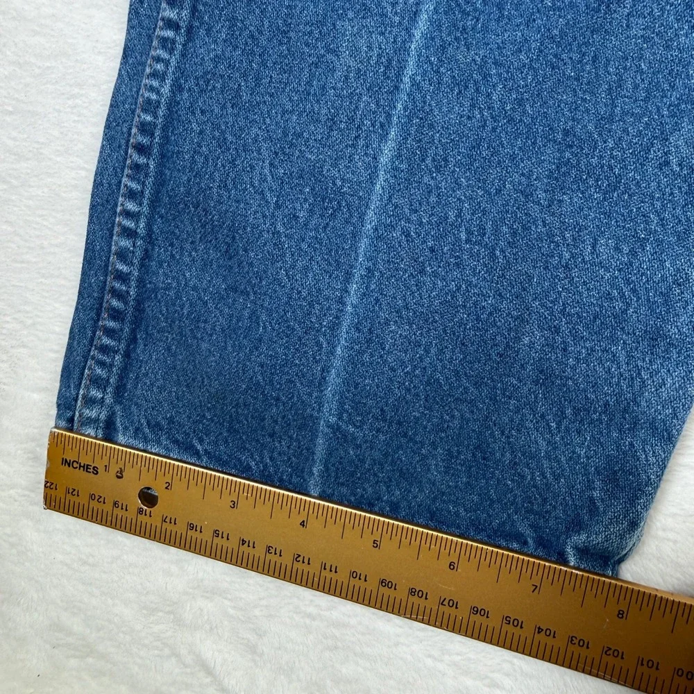 Wrangler Jeans Mens 36x38 Blue Denim Straight Leg Classic‎ Fit Pants Made In USA